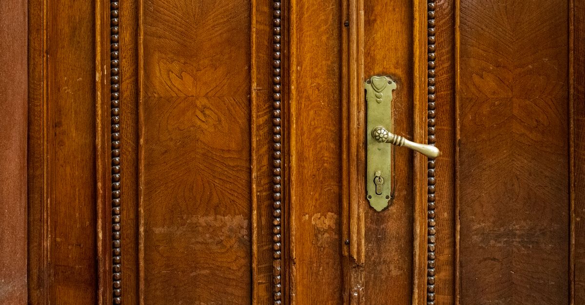 front door lock key — Princeton NJ Locksmiths